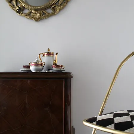 Apartment Retro'